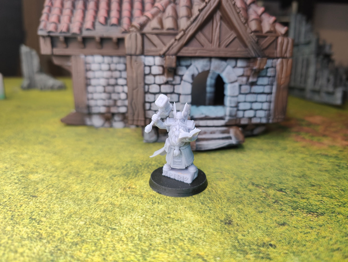 Kromnir, Rune Scryer