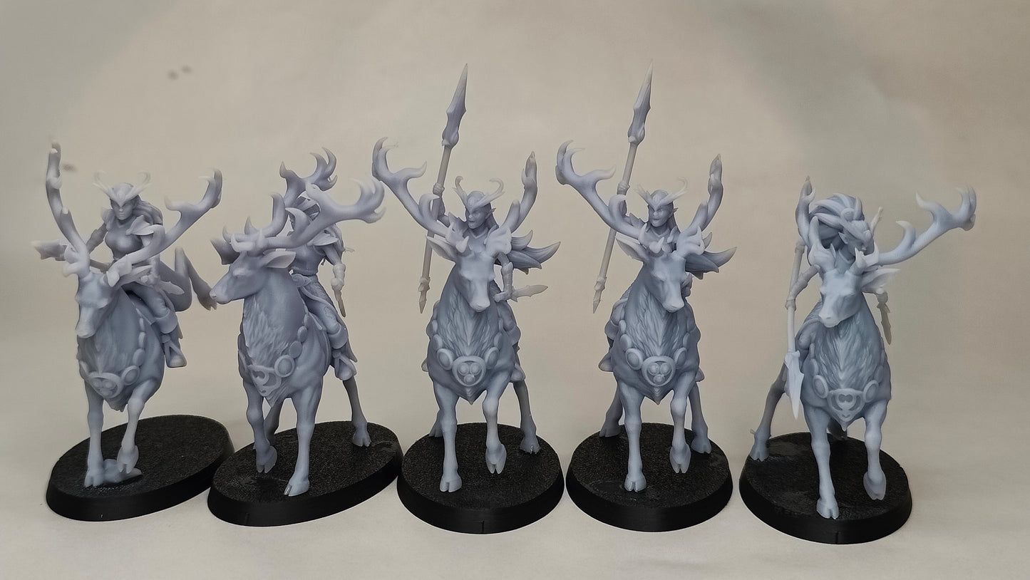 Evergreen Elves Deepwood Maidens with Spear, Dagger or Flame