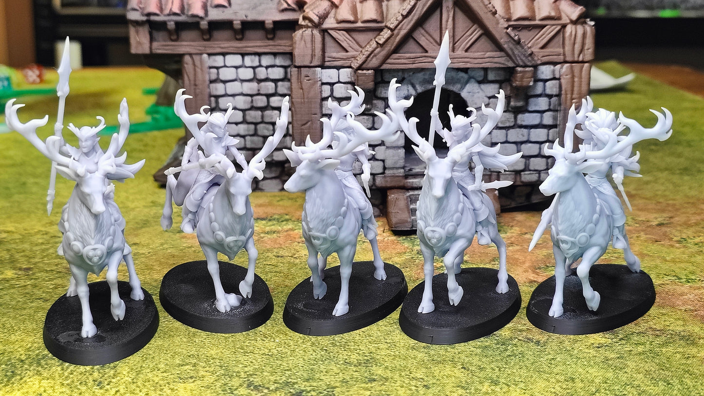 Evergreen Elves Deepwood Maidens with Spear, Dagger or Flame